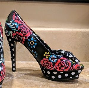 Iron Fist Tattoo Polkadot with Bows